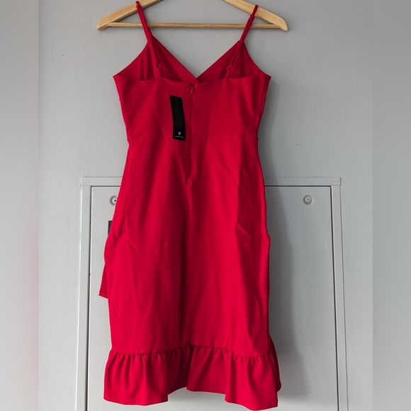 Lulus Sealed with A Kiss 💋 Red Ruffled Bodycon dress NWT - Picture 7 of 9